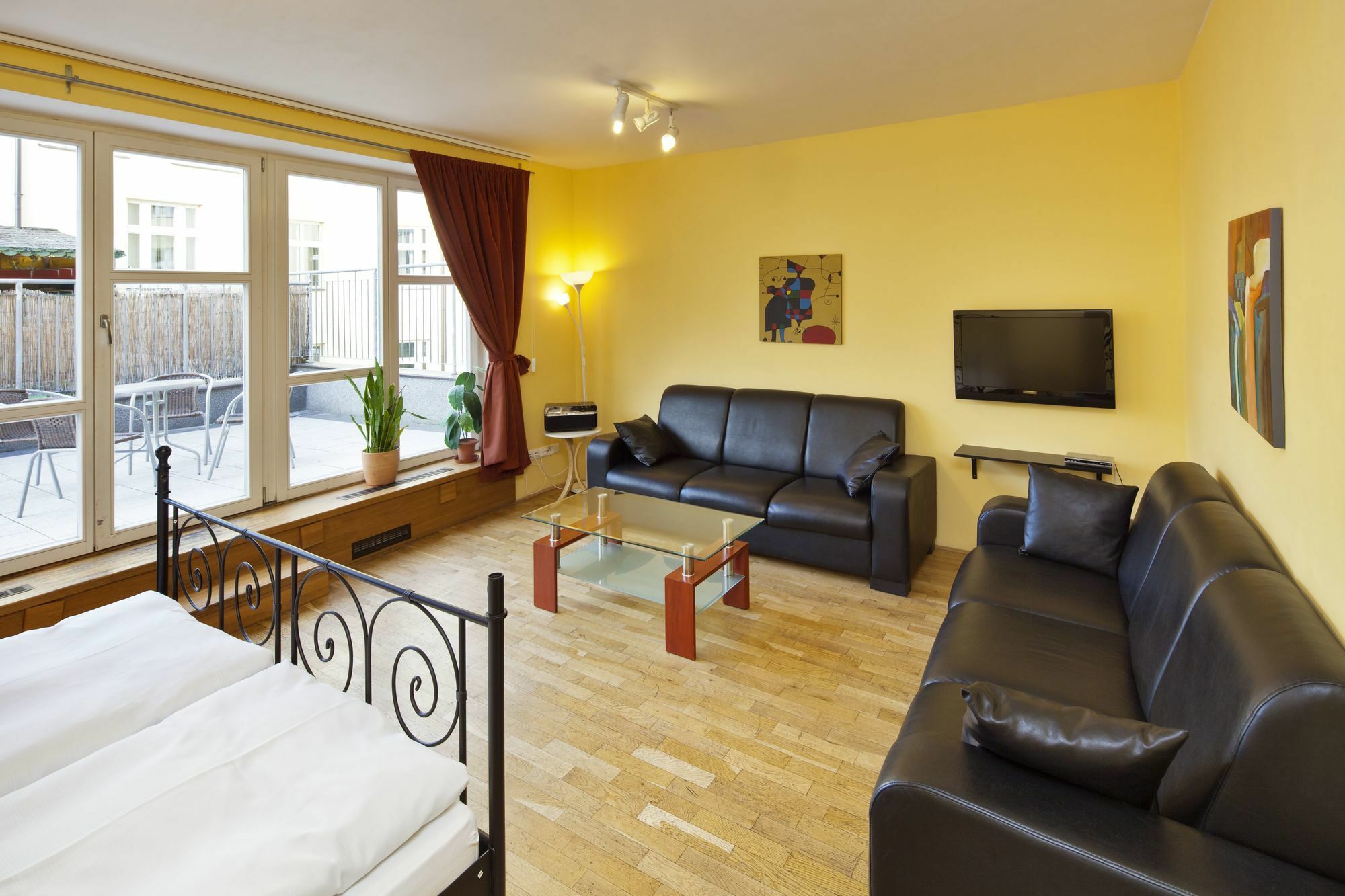 Capital Apartments Prague Exterior photo