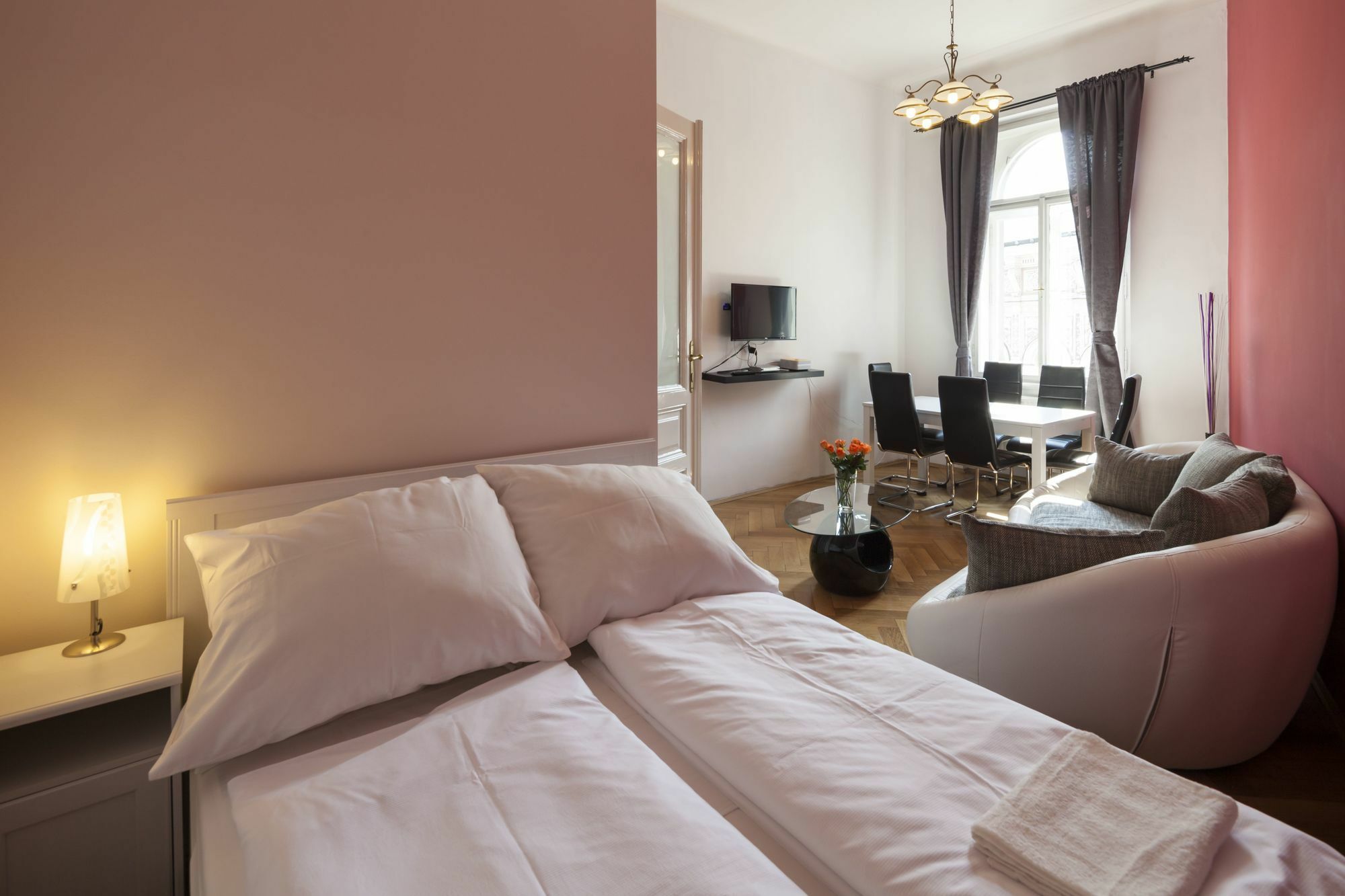 Capital Apartments Prague Exterior photo