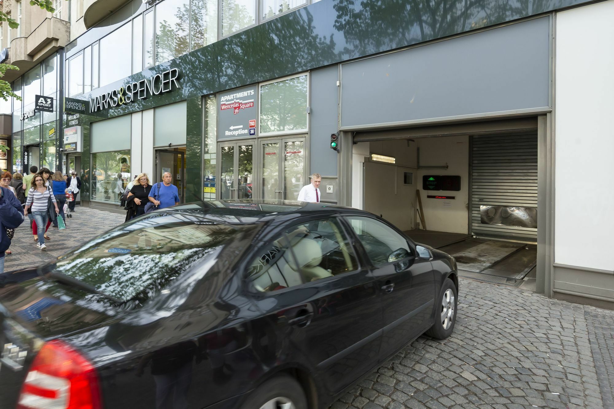 Capital Apartments Prague Exterior photo