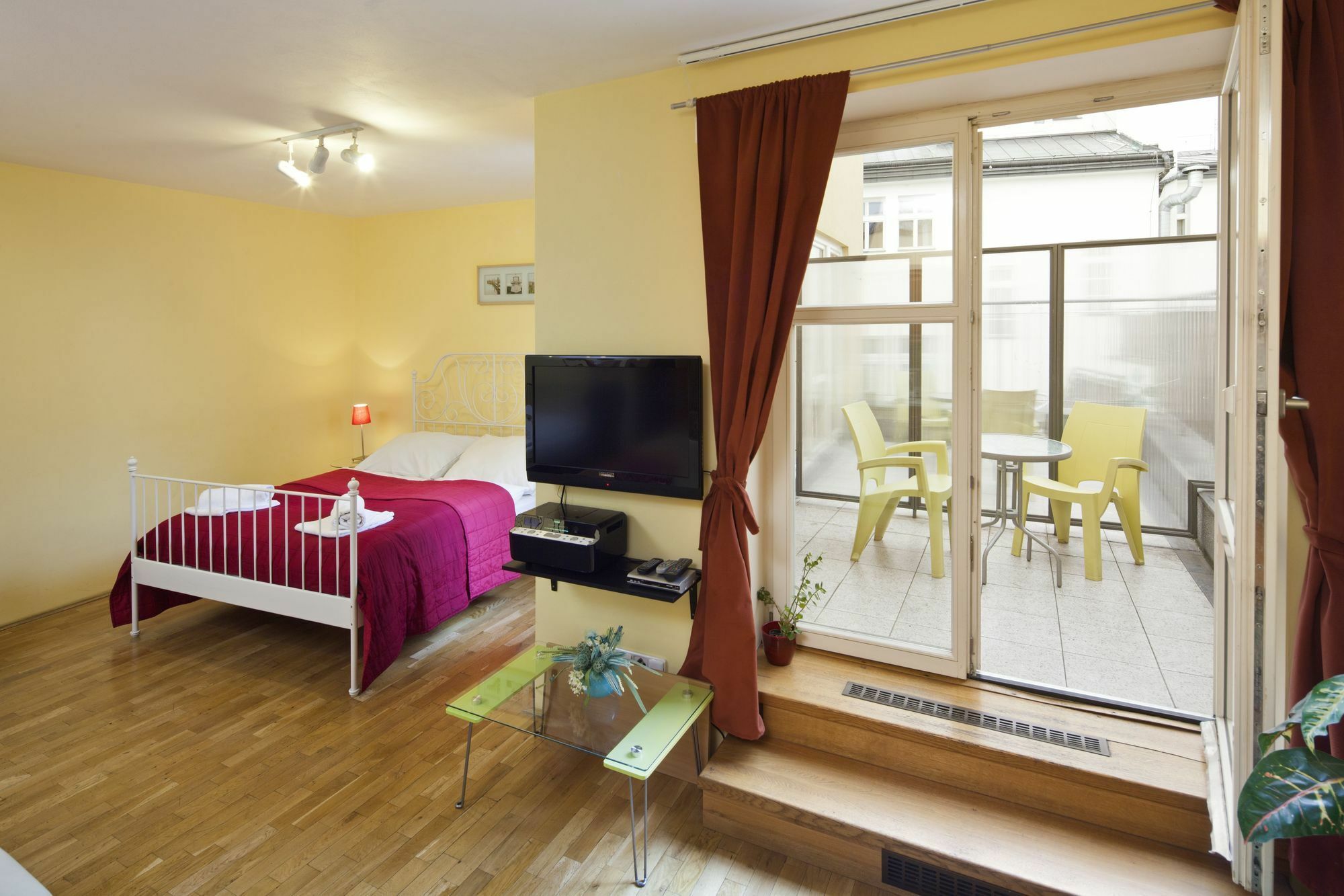 Capital Apartments Prague Exterior photo